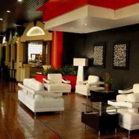 Ramada Columbia/Fort Jackson Area Інтер'єр фото