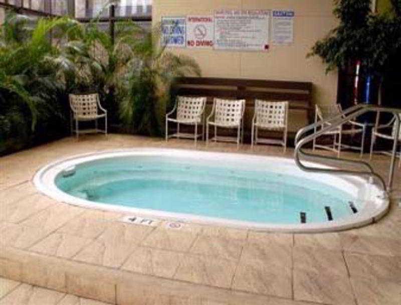 Ramada Columbia/Fort Jackson Area Екстер'єр фото
